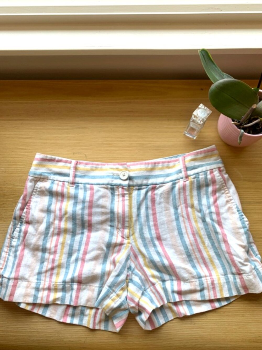 LOFT Pastel Striped Linen-Blend Shorts - Pink, Blue, Yellow, Cream Size 2